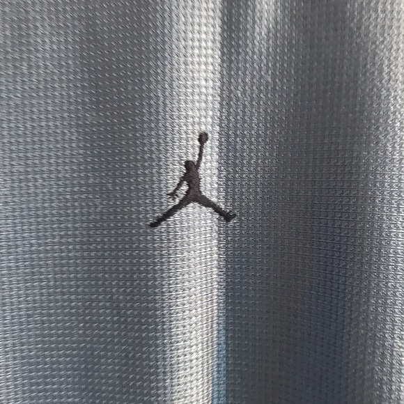 Nike Air Jordan Jersey - Picture 2 of 5